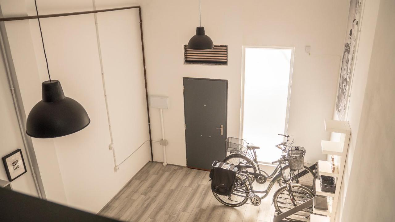 Amplio Apartamento Con Bicicletas Apartment บาเลนเซีย ภายนอก รูปภาพ