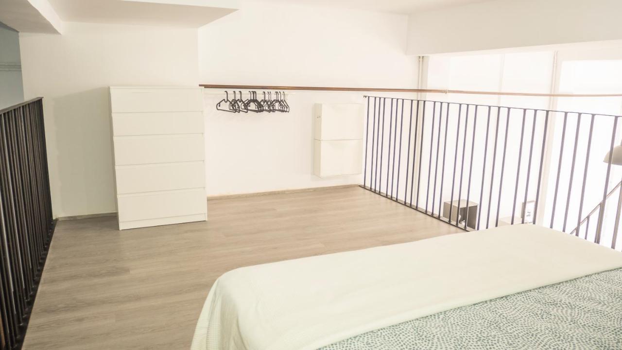 Amplio Apartamento Con Bicicletas Apartment บาเลนเซีย ภายนอก รูปภาพ