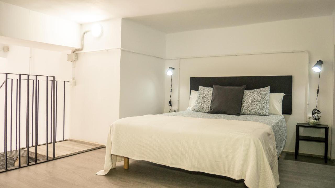 Amplio Apartamento Con Bicicletas Apartment บาเลนเซีย ภายนอก รูปภาพ